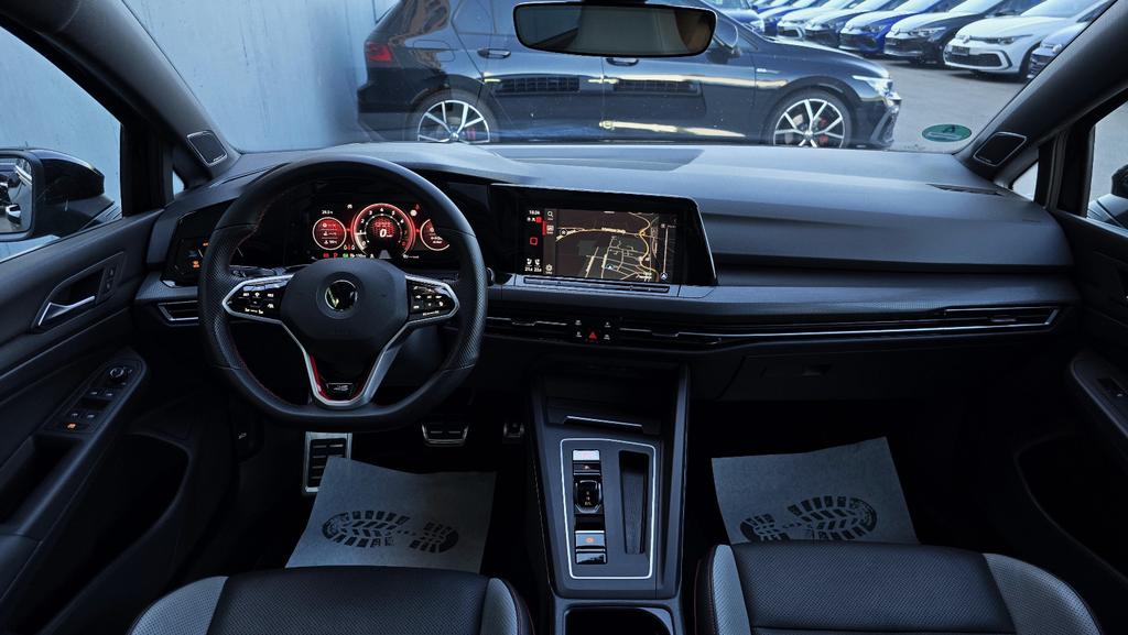 Volkswagen Golf 2022 г. Чёрный, пробег 54384 км