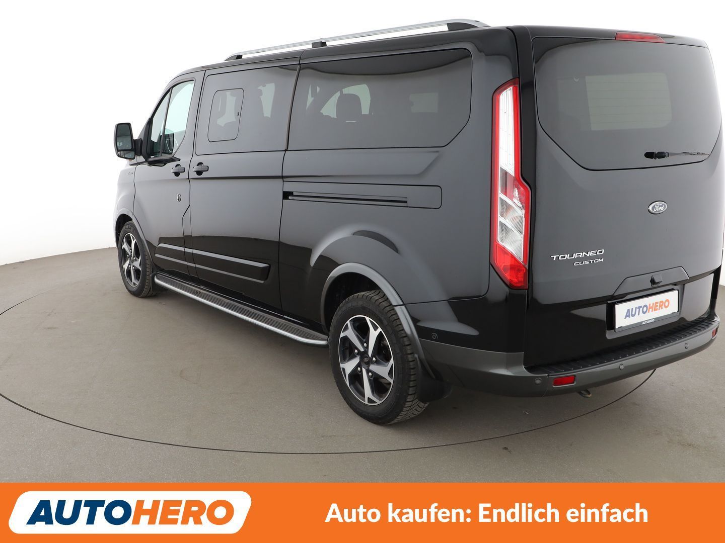 Ford Tourneo Custom 2022 г. Чёрный, пробег 45795 км