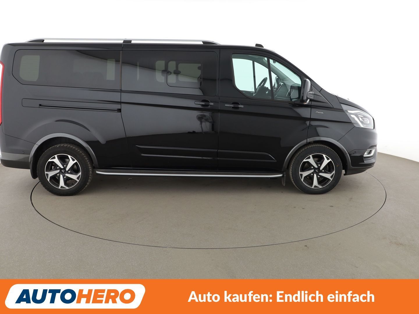 Ford Tourneo Custom 2022 г. Чёрный, пробег 45795 км