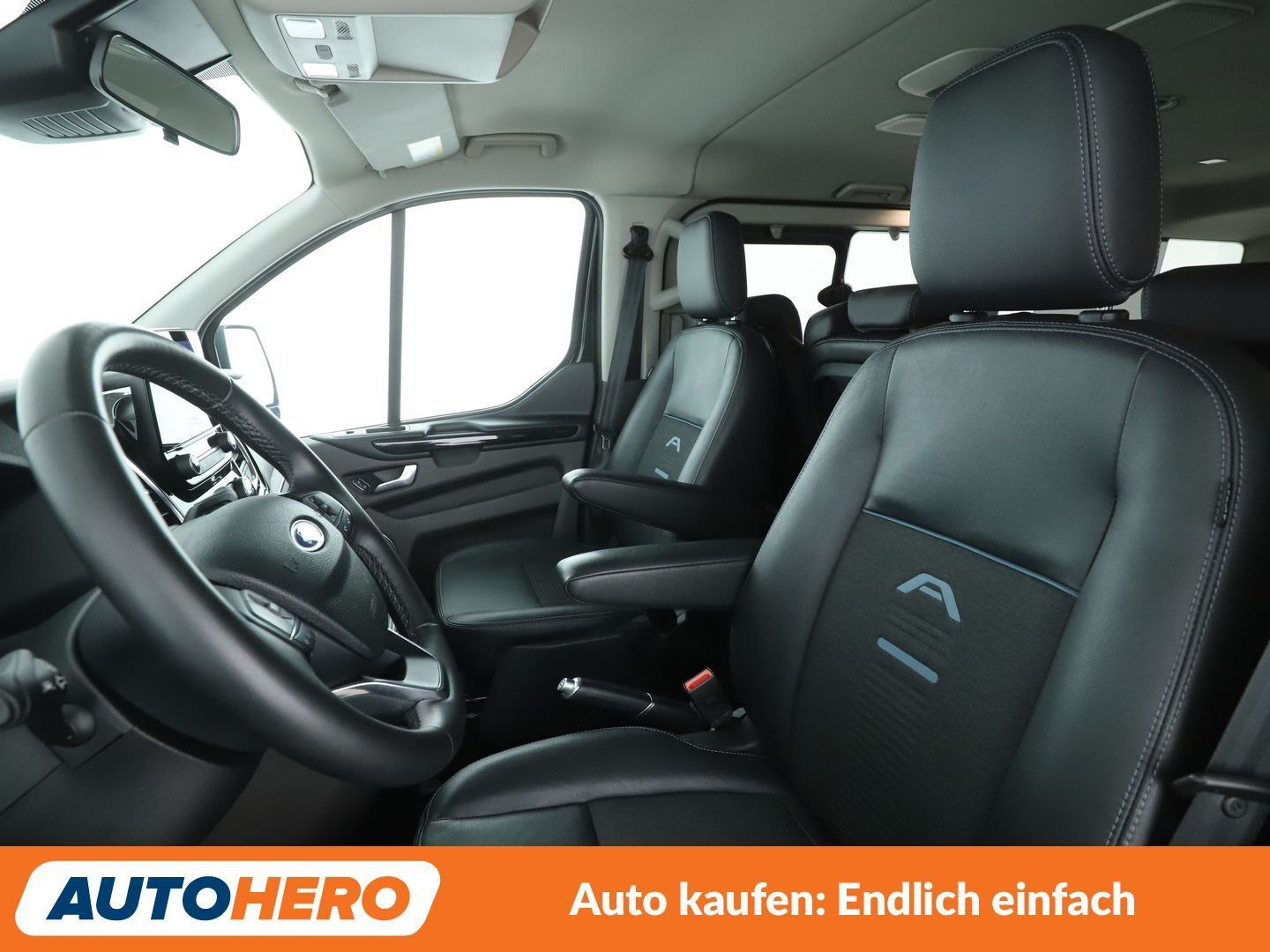 Ford Tourneo Custom 2022 г. Чёрный, пробег 45795 км