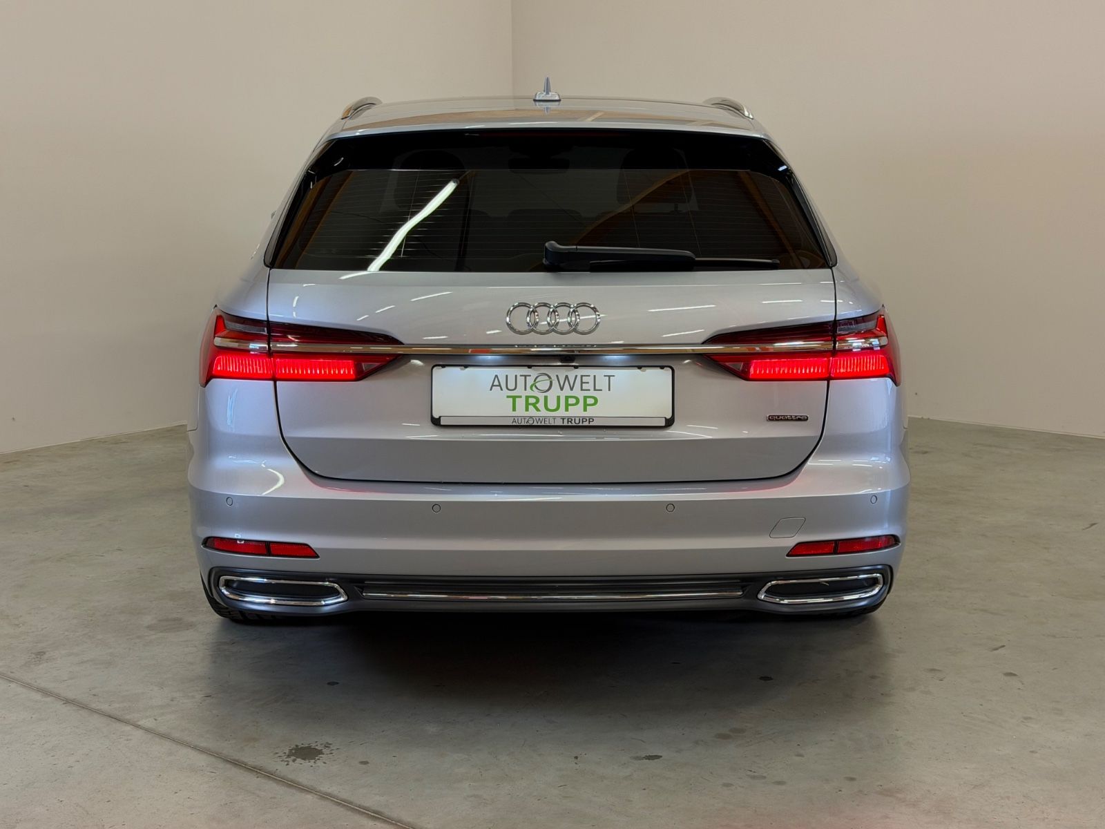 Audi A6 2023 г. Серебристый, пробег 46141 км