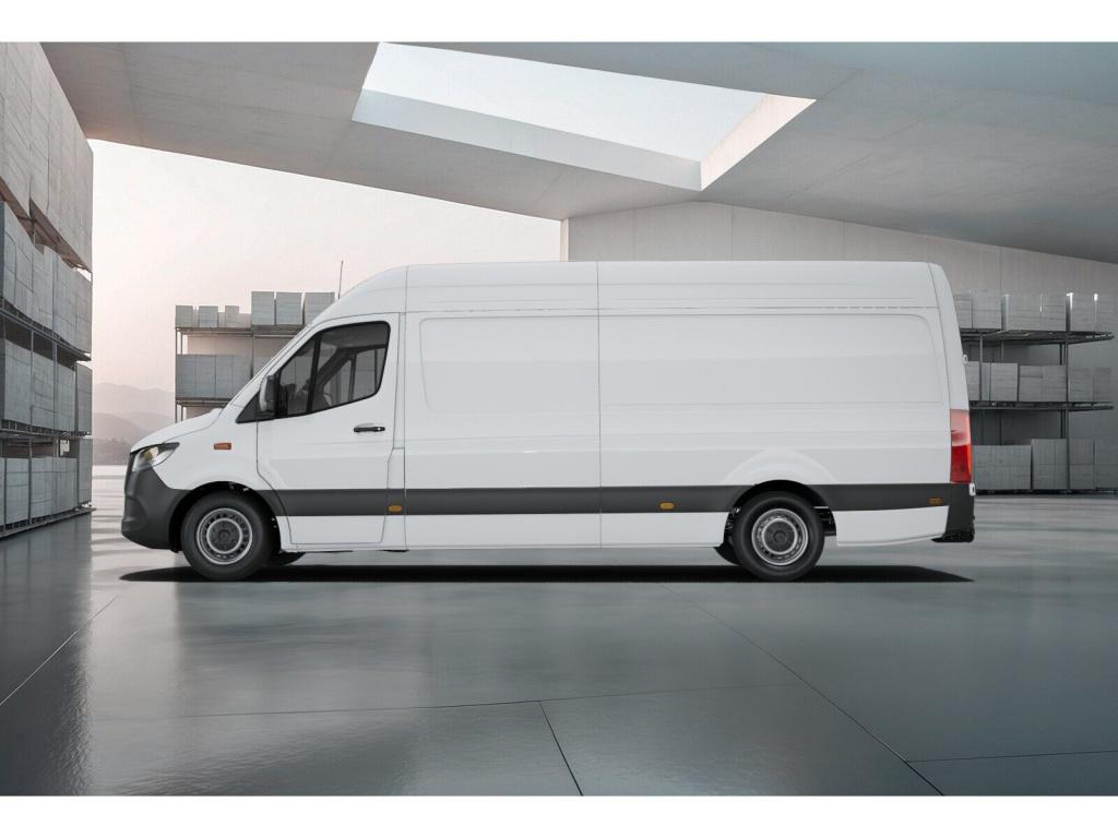 Mercedes-Benz SPRINTER 2024 г. Белый, пробег 37618 км