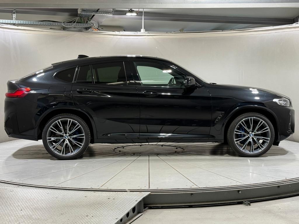 BMW X4 2022 г. Чёрный, пробег 37750 км