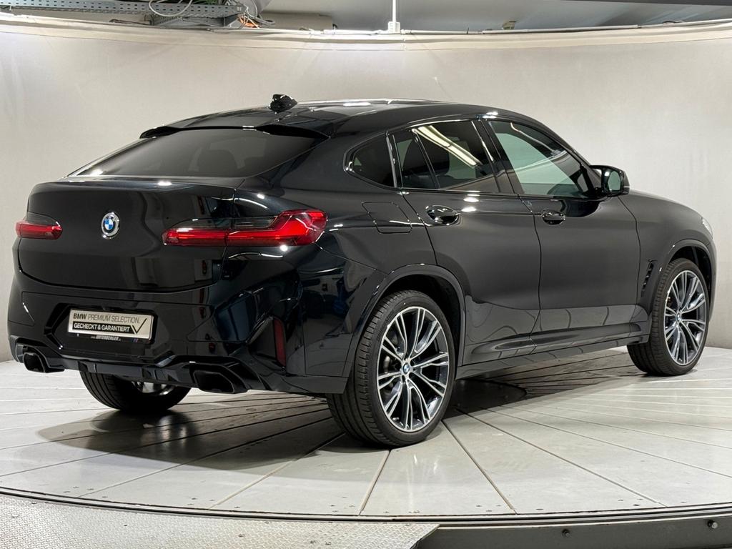 BMW X4 2022 г. Чёрный, пробег 37750 км