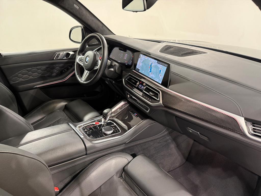 BMW X5 2023 г. Чёрный, пробег 12550 км