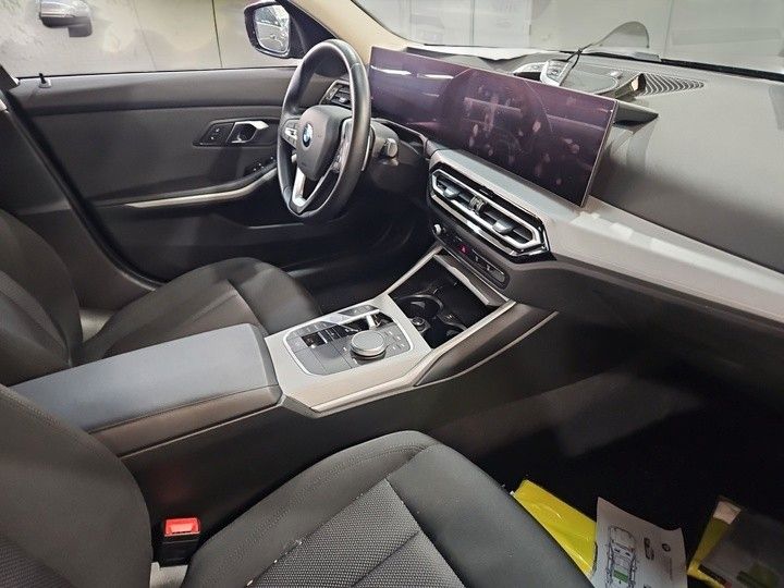 BMW 320 2023 г. Чёрный, пробег 55000 км