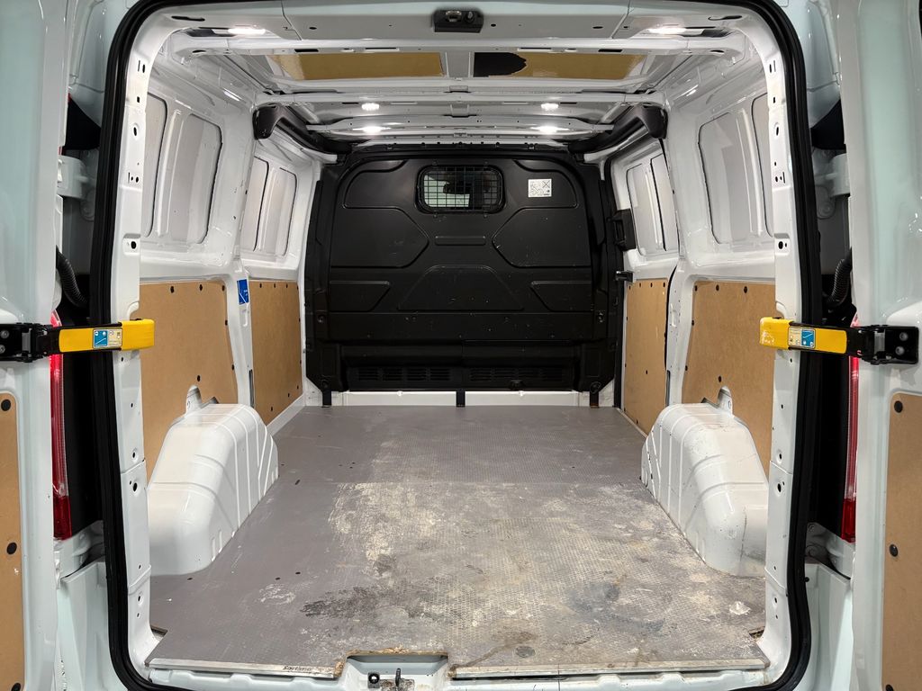 Ford Transit Custom 2021 г. Белый, пробег 46913 км