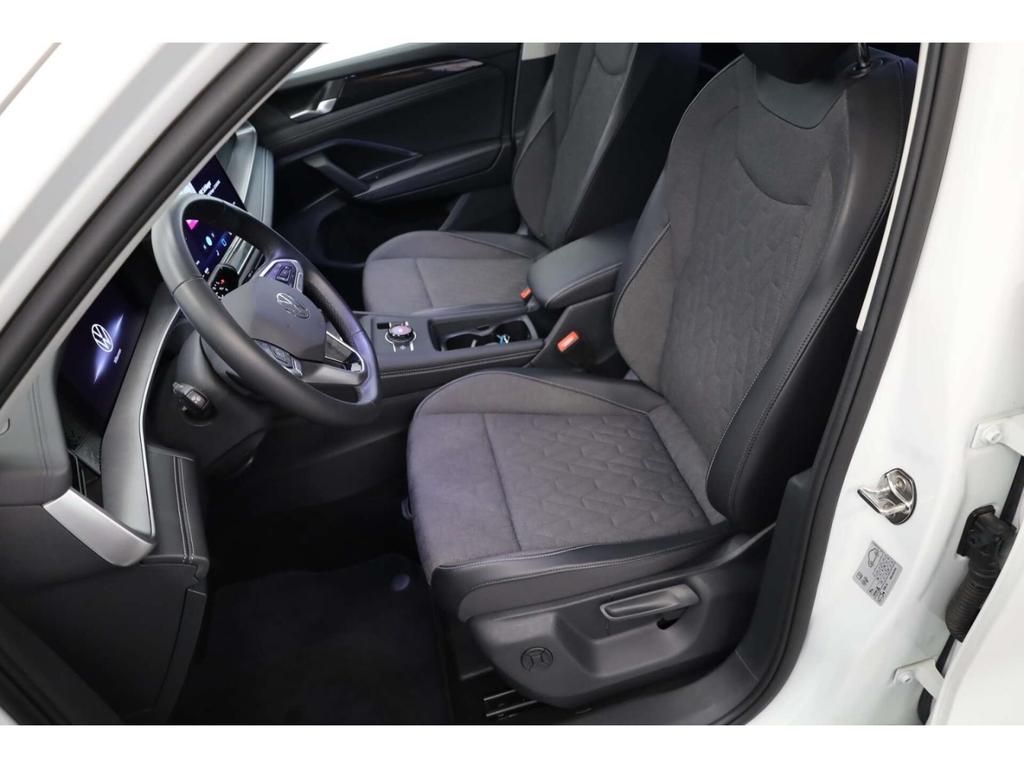 Volkswagen Tayron 2025 г. Белый, пробег 28910 км