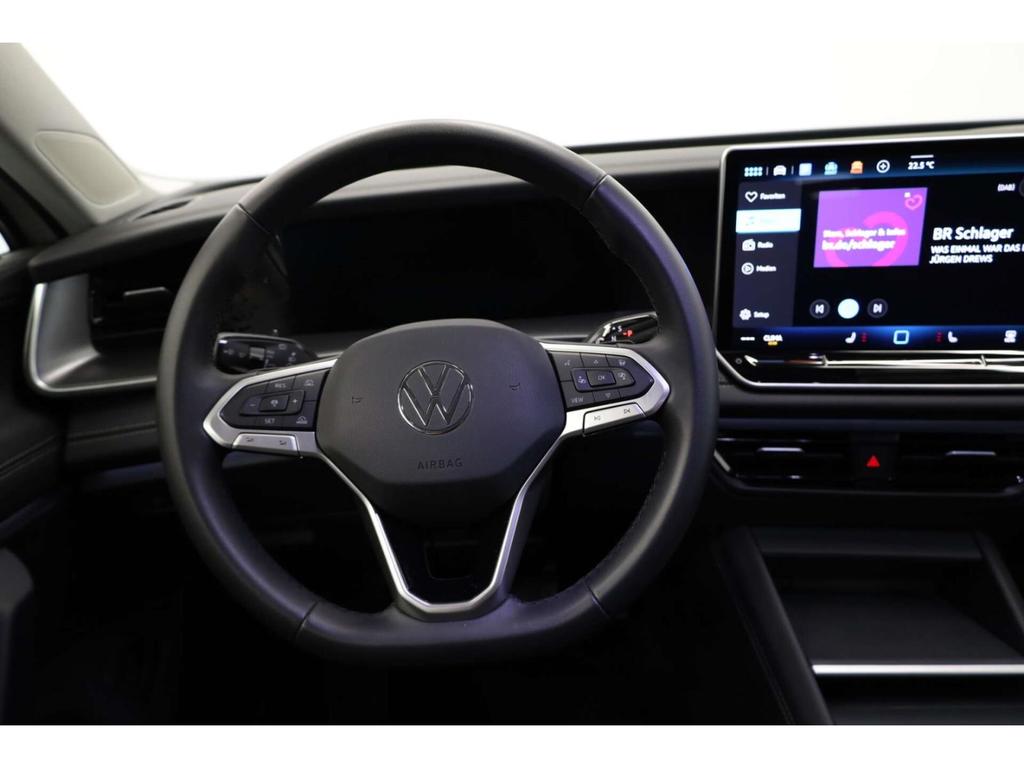 Volkswagen Tayron 2025 г. Белый, пробег 28910 км