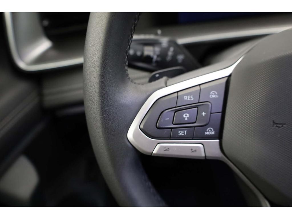 Volkswagen Tayron 2025 г. Белый, пробег 28910 км