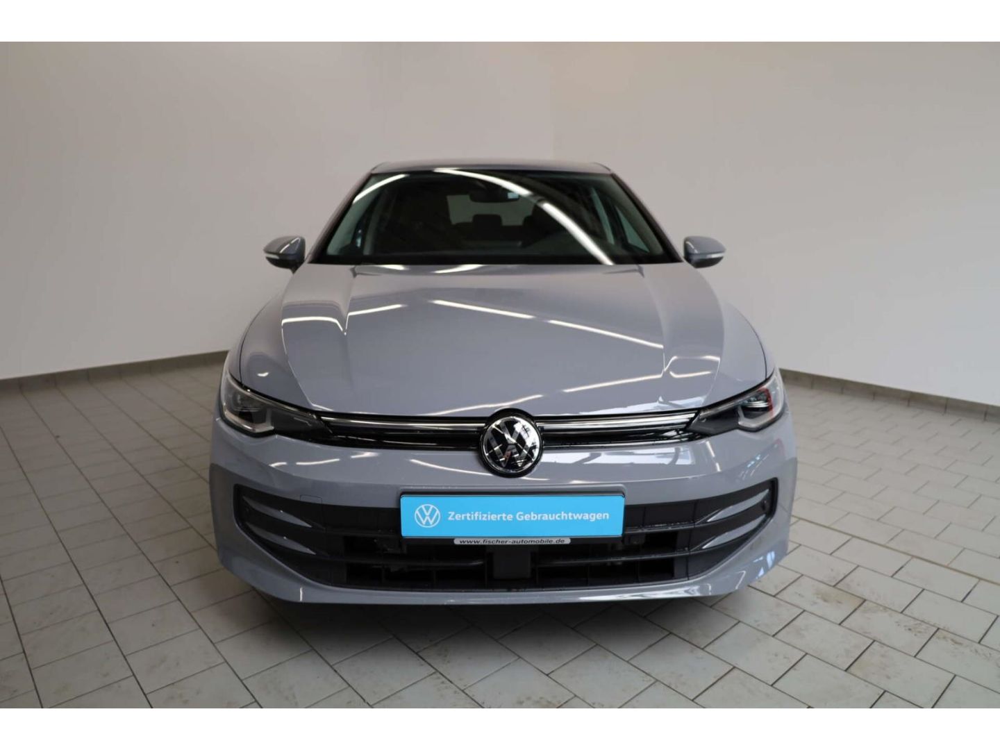 Volkswagen Golf 2025 г. Серый, пробег 17165 км
