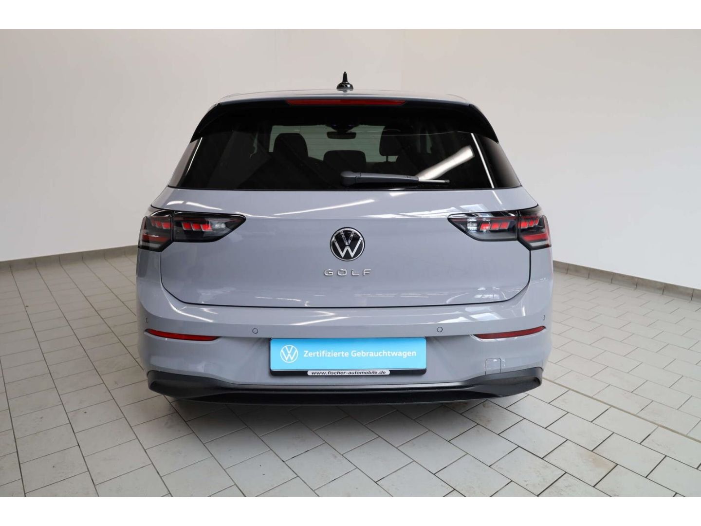 Volkswagen Golf 2025 г. Серый, пробег 17165 км