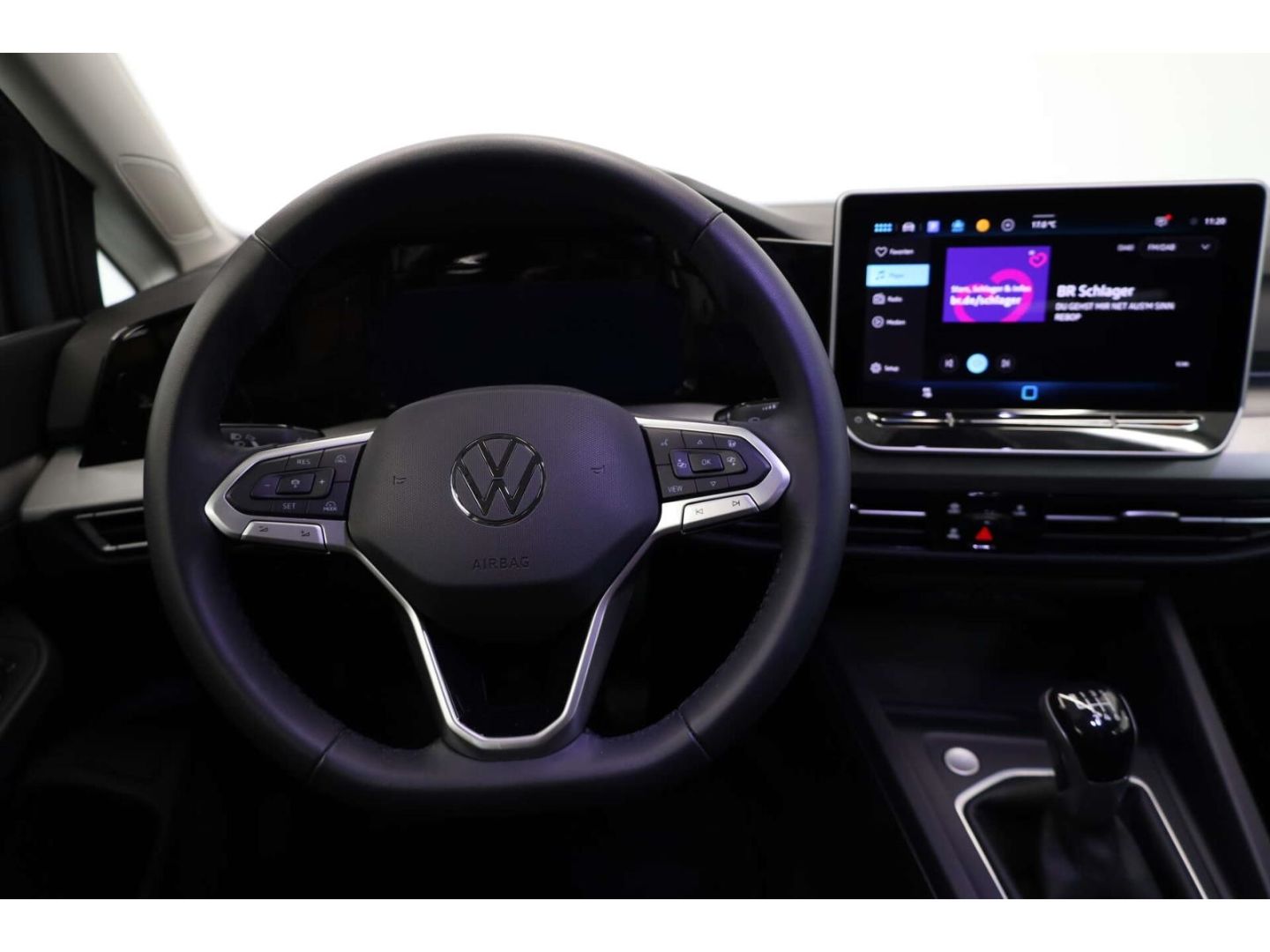 Volkswagen Golf 2025 г. Серый, пробег 17165 км
