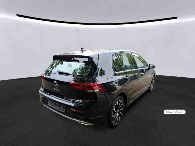 Volkswagen Golf 2022 г. Чёрный, пробег 34000 км