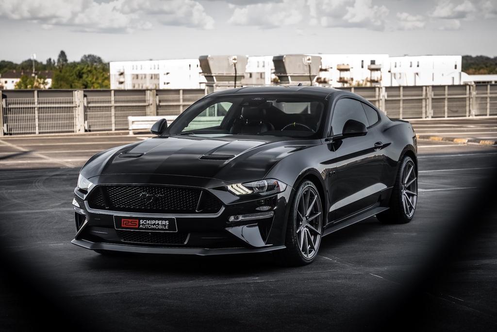 Ford Mustang 2023 г. Чёрный, пробег 55000 км