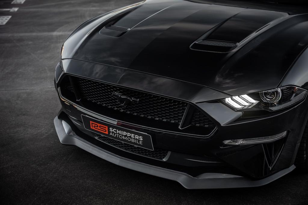 Ford Mustang 2023 г. Чёрный, пробег 55000 км