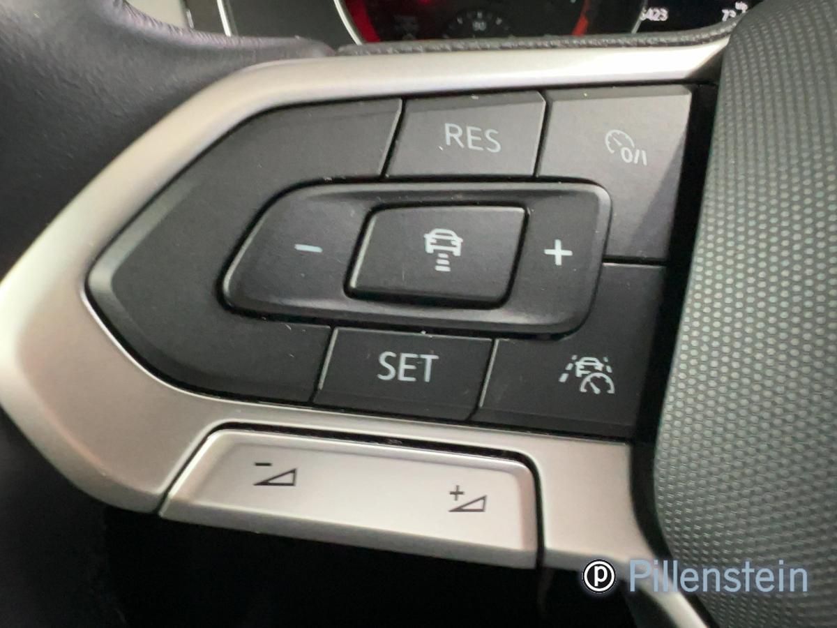 Volkswagen PASSAT VARIANT 2022 г. Серый, пробег 55950 км