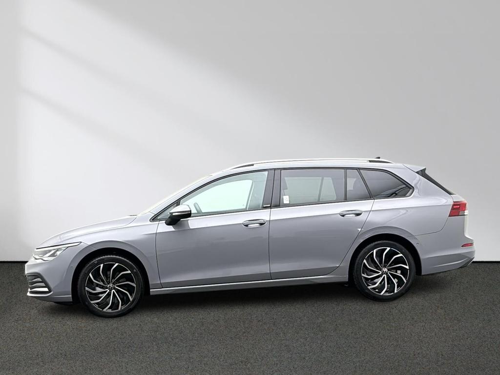 Volkswagen Golf 2023 г. Серый, пробег 27223 км