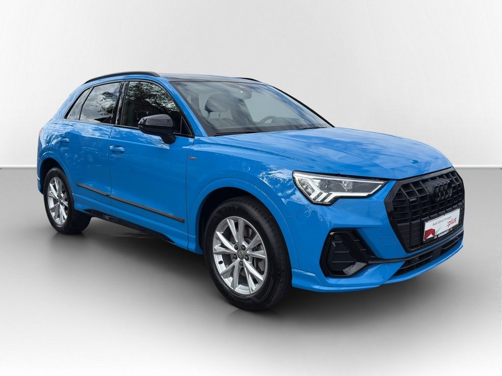 Audi Q3 2022 г. Синий, пробег 35540 км