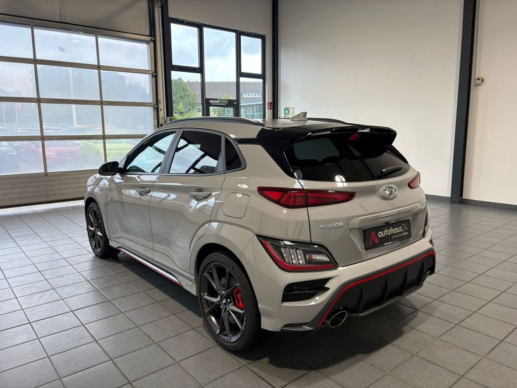 Hyundai Kona 2023 г. Серый, пробег 43754 км
