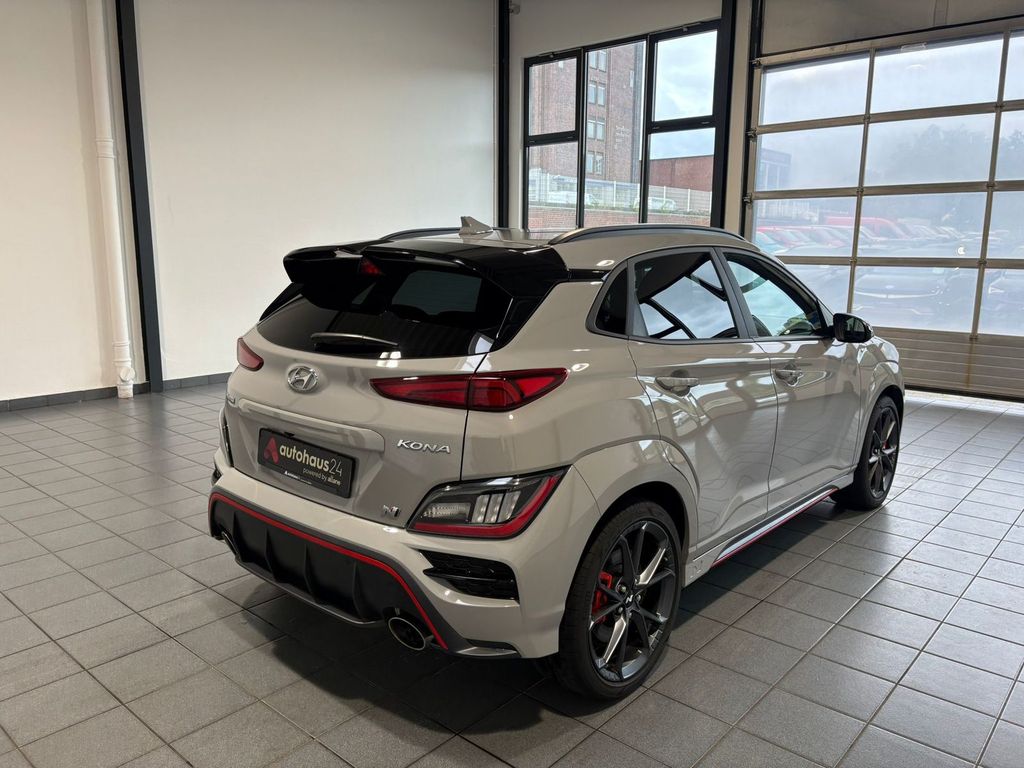 Hyundai Kona 2023 г. Серый, пробег 43754 км