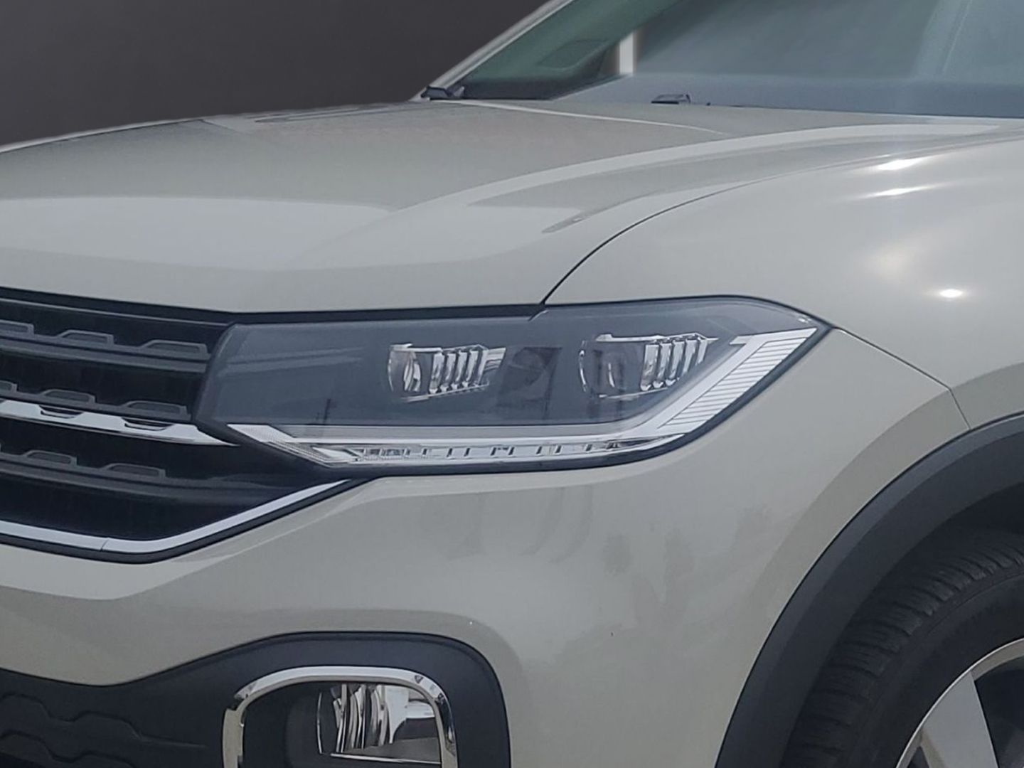 Volkswagen T-Cross 2022 г. Серый, пробег 25430 км