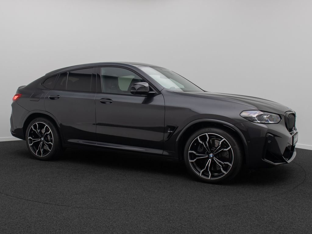 BMW X4 M 2022 г. Чёрный, пробег 37159 км