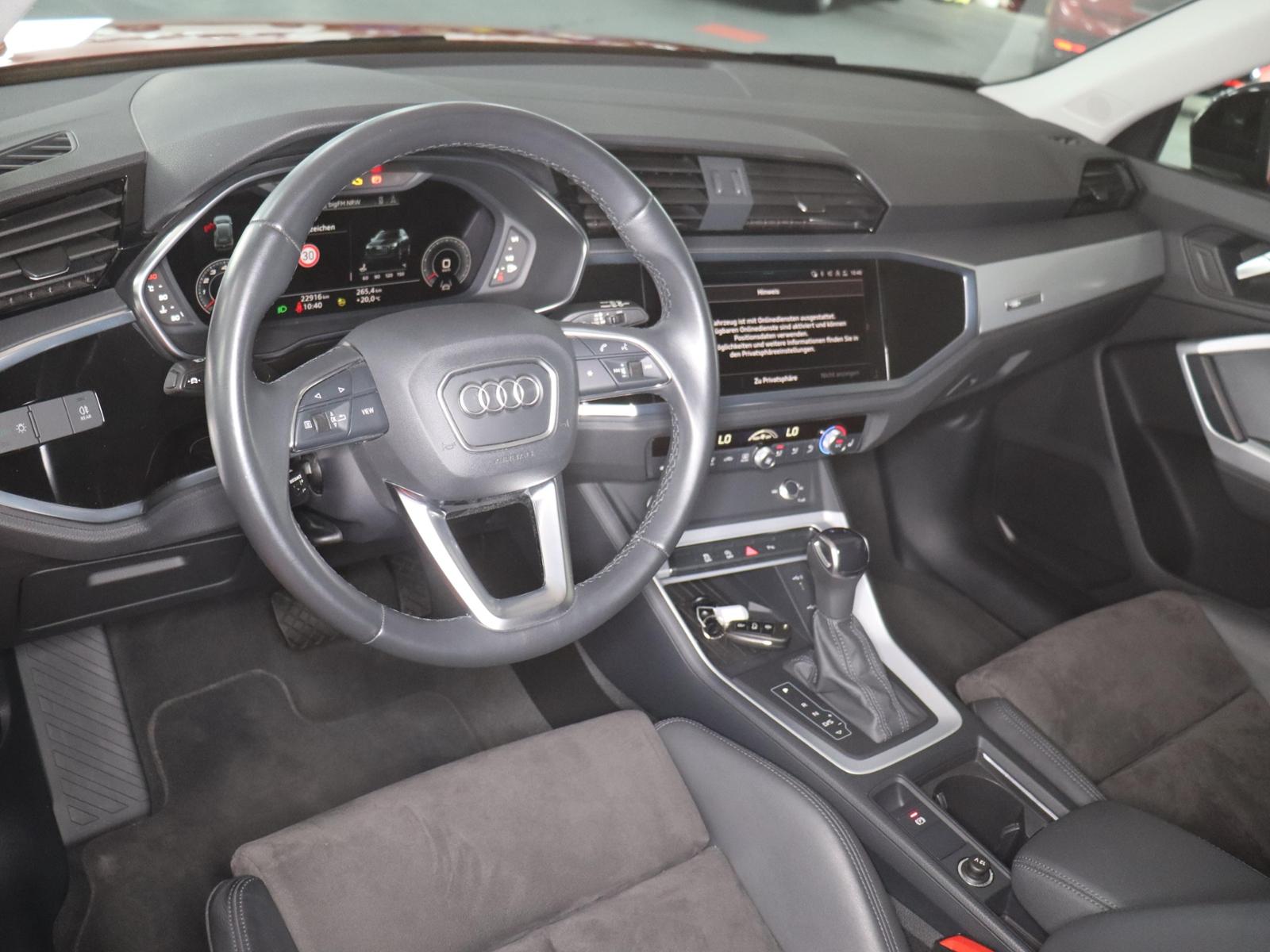Audi Q3 2023 г. Оранжевый, пробег 22905 км