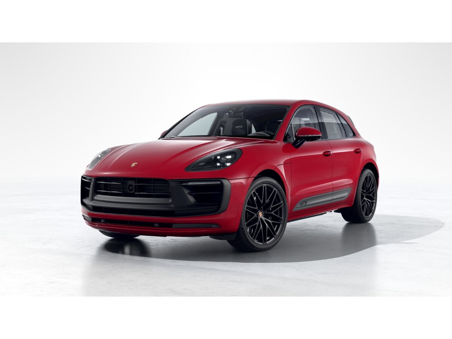Porsche Macan 2022 г. Красный, пробег 54200 км