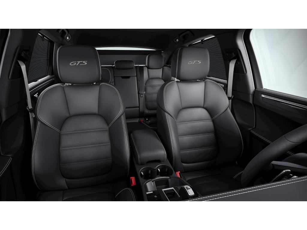 Porsche Macan 2022 г. Красный, пробег 54200 км