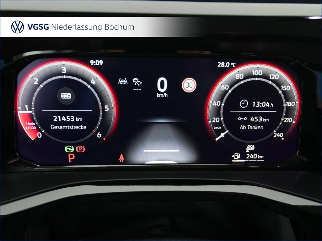 Volkswagen T7 MULTIVAN 2025 г. Белый, пробег 21450 км