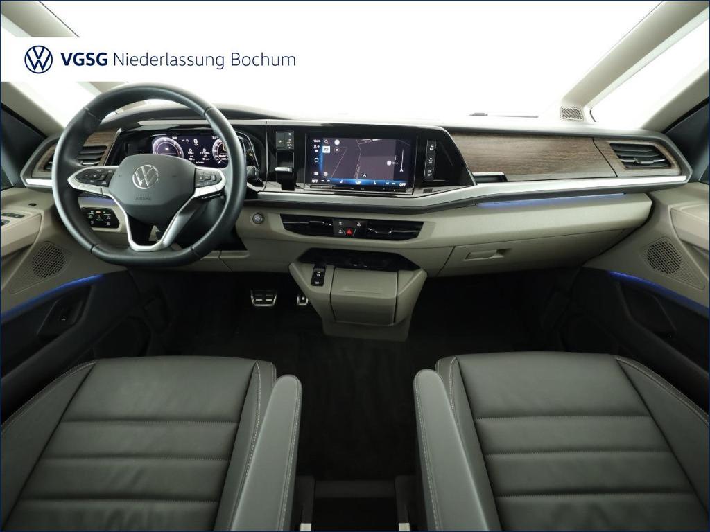 Volkswagen T7 MULTIVAN 2025 г. Чёрный, пробег 24398 км