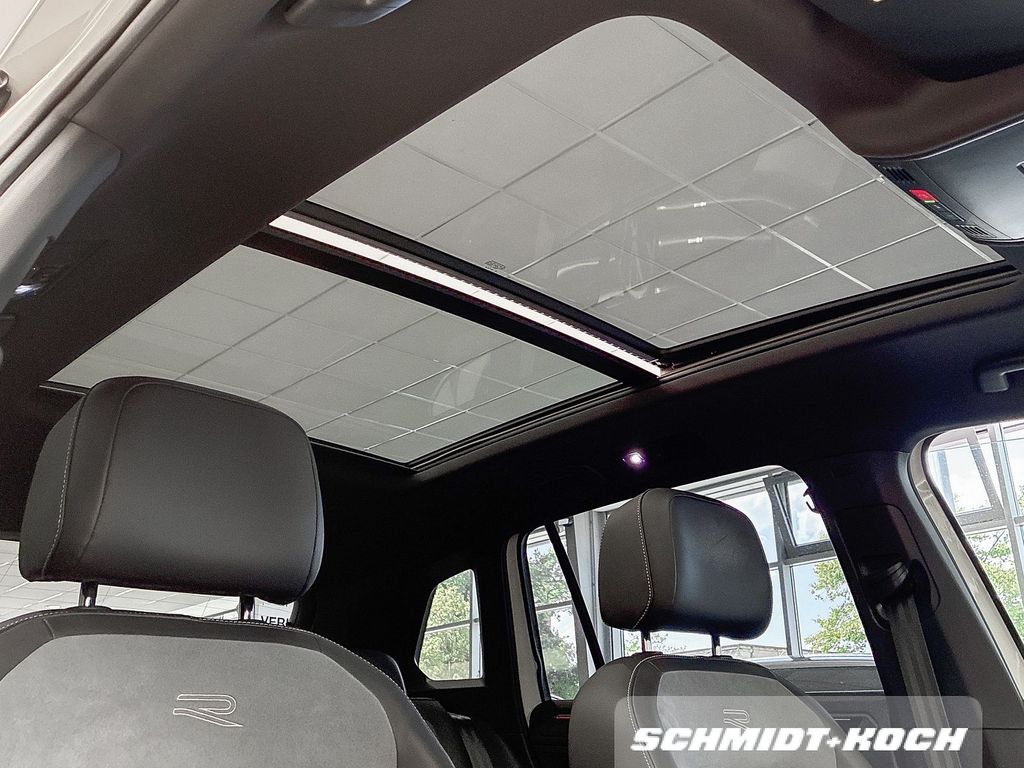 Volkswagen Tiguan 2021 г. Белый, пробег 56788 км