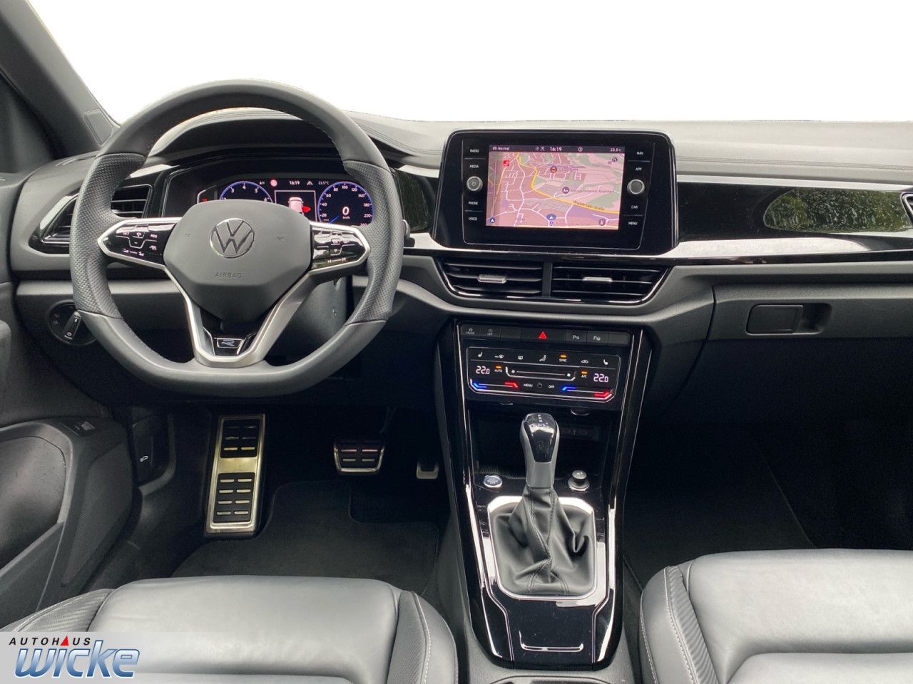 Volkswagen T-Roc 2023 г. Синий, пробег 41006 км