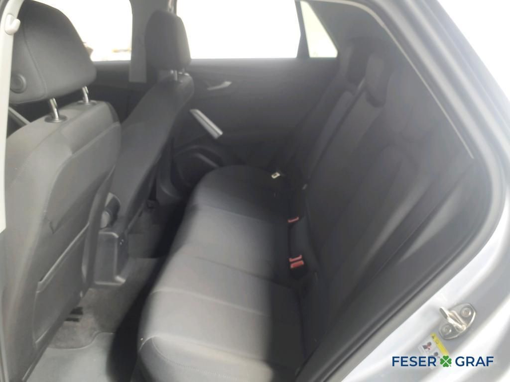 Audi Q2 2023 г. Серебристый, пробег 45663 км