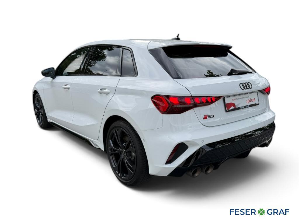 Audi S3 2025 г. Белый, пробег 27704 км