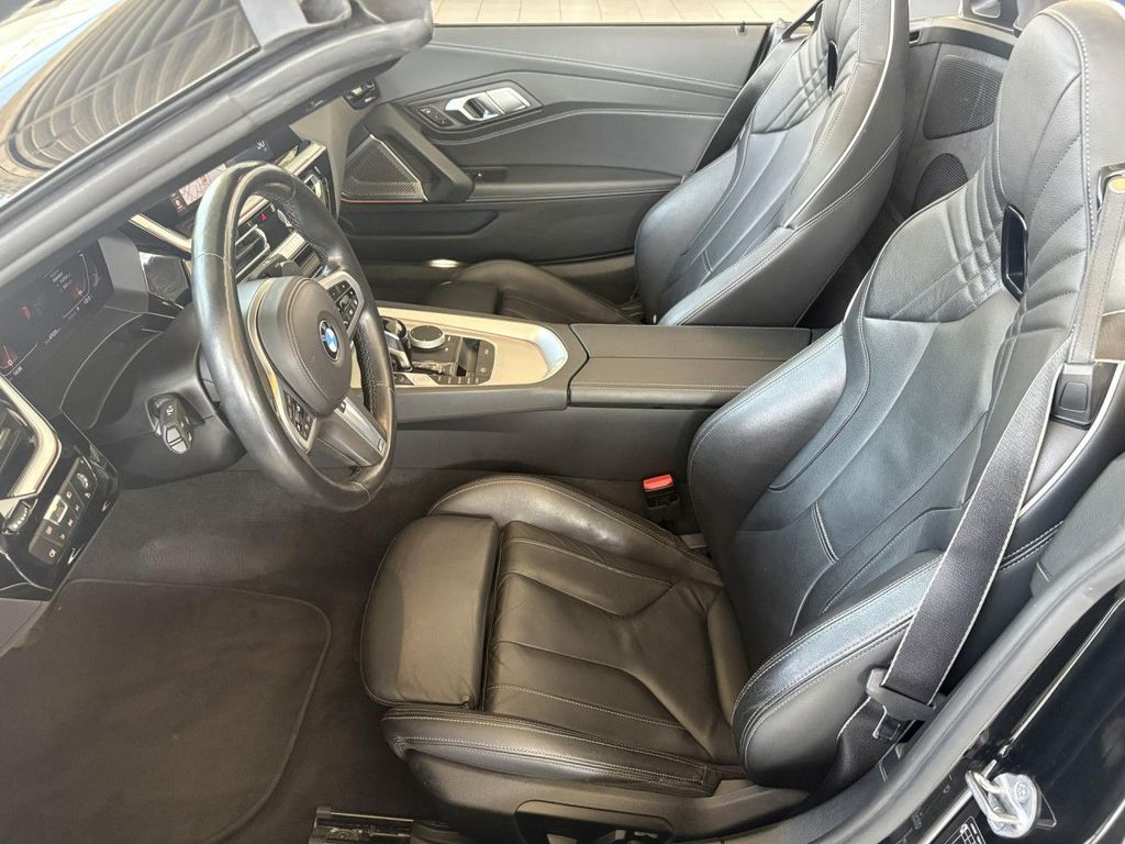 BMW Z4 2022 г. Чёрный, пробег 47500 км
