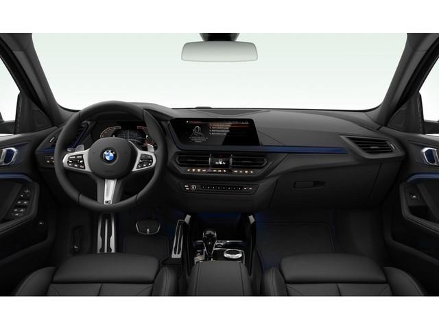 BMW 120 2023 г. Чёрный, пробег 51700 км