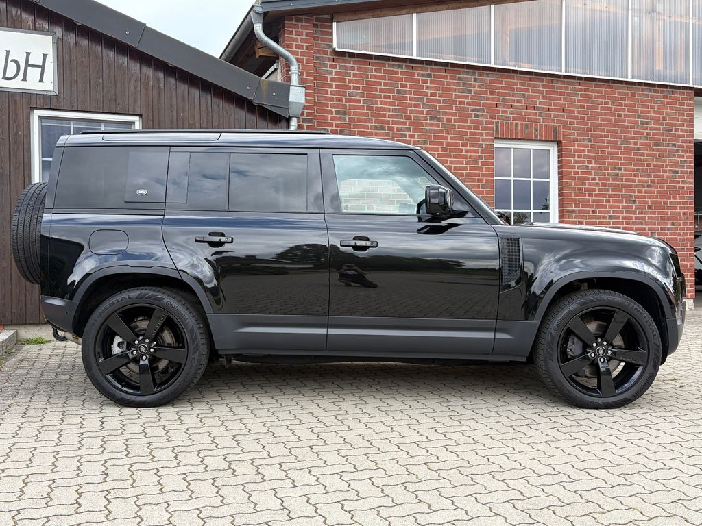 Land Rover Defender 2021 г. Чёрный, пробег 46200 км
