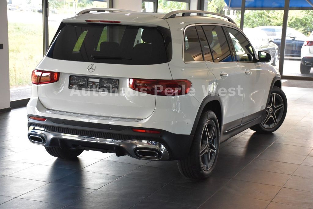 Mercedes-Benz GLB 220 2024 г. Белый, пробег 49515 км