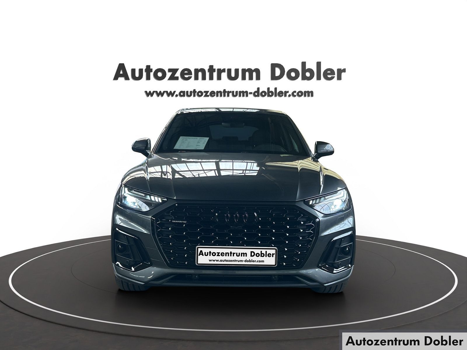 Audi Q5 2024 г. Серый, пробег 28400 км