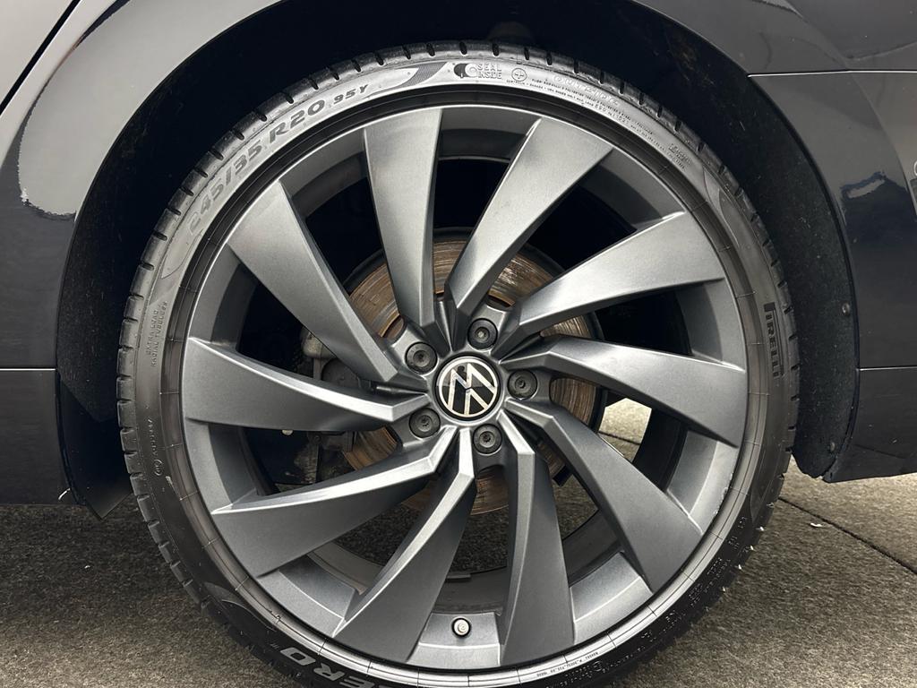 Volkswagen Arteon 2024 г. Чёрный, пробег 41970 км