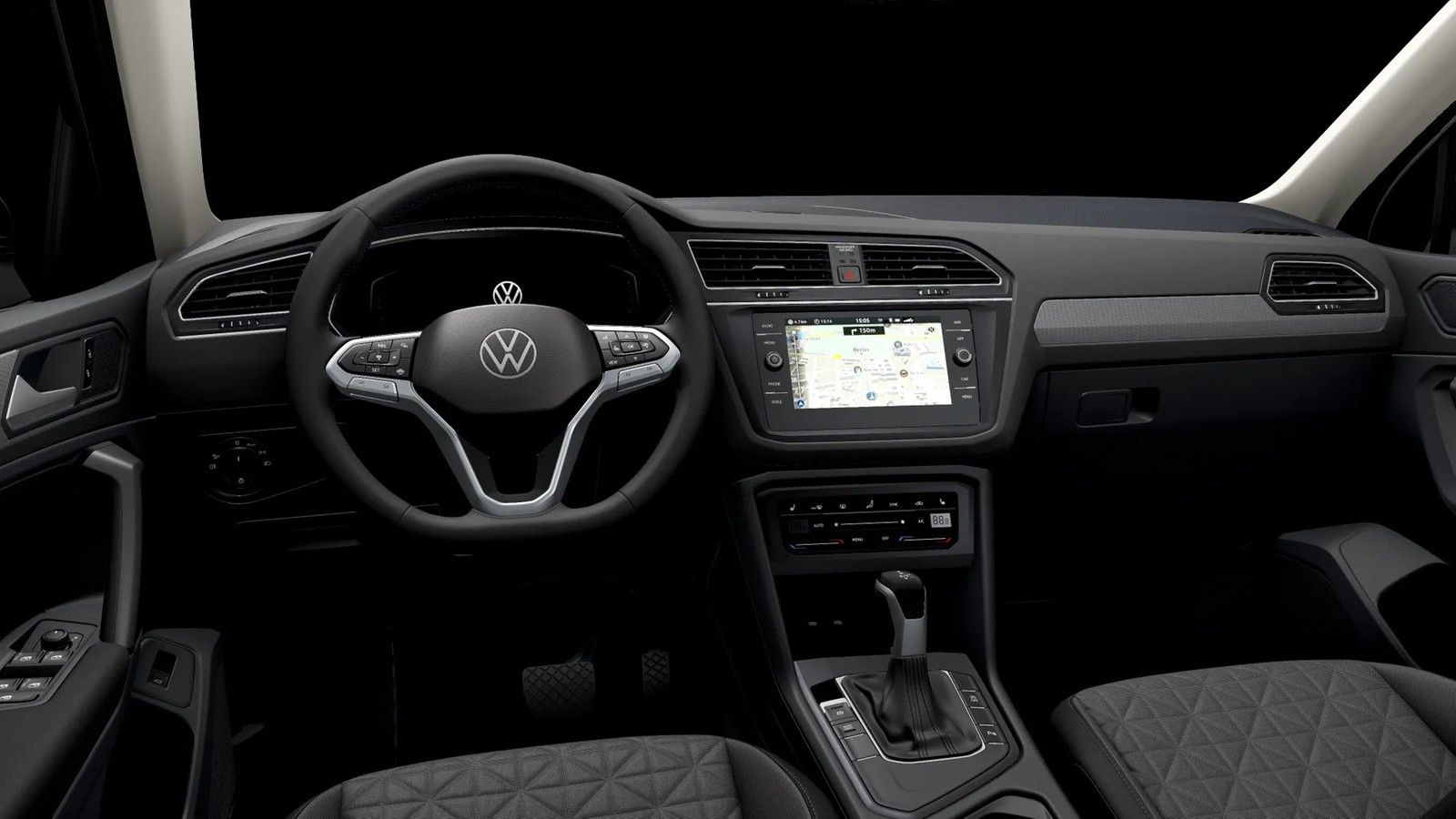 Volkswagen Tiguan 2022 г. Чёрный, пробег 59500 км