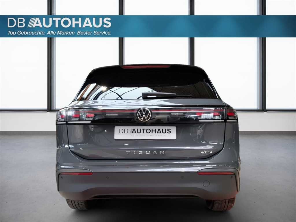 Volkswagen Tiguan 2025 г. Серый, пробег 58381 км