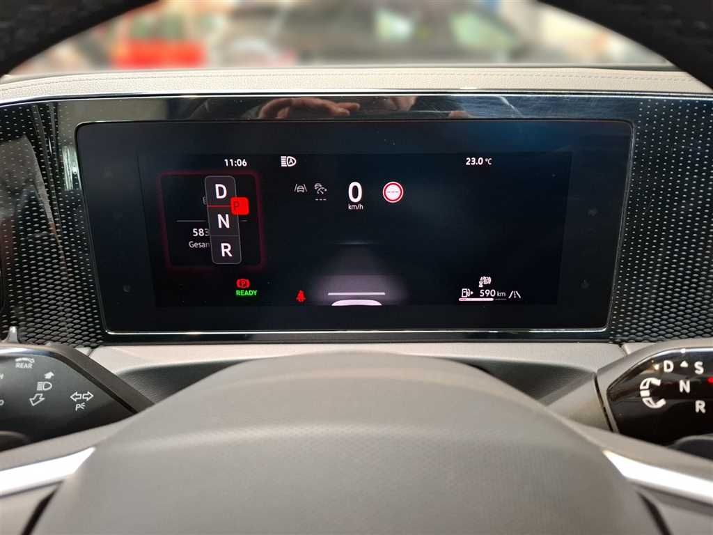 Volkswagen Tiguan 2025 г. Серый, пробег 58381 км