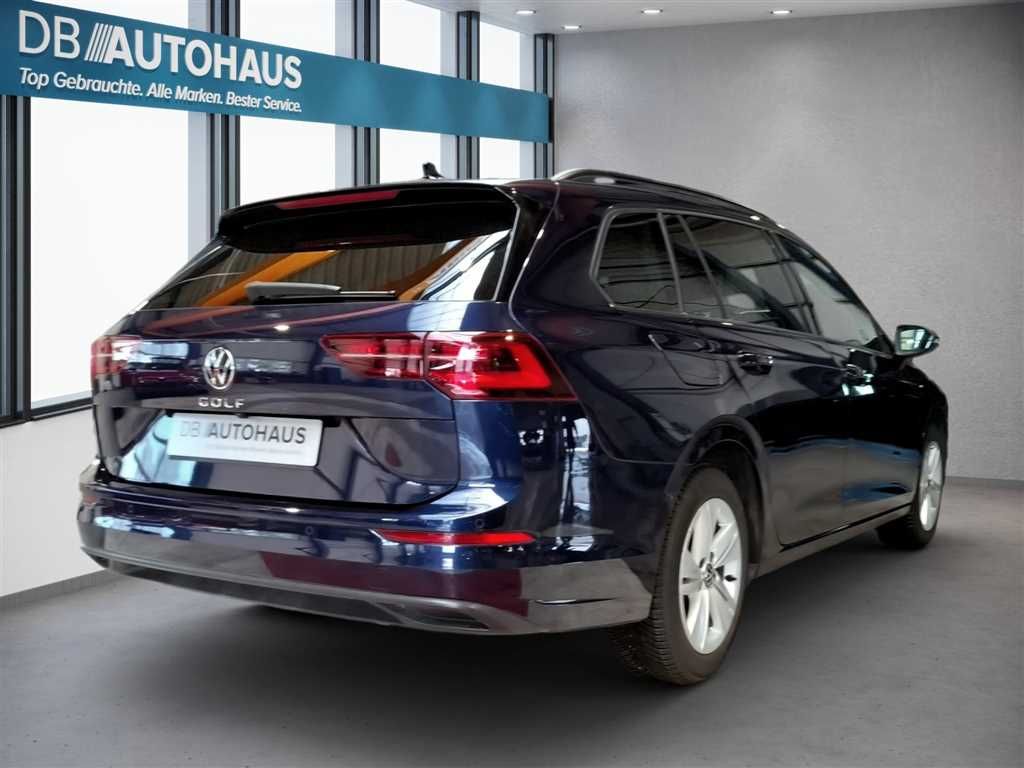 Volkswagen Golf 2024 г. Синий, пробег 28776 км