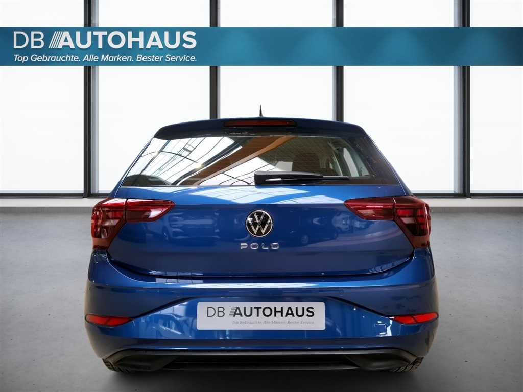 Volkswagen Polo 2023 г. Синий, пробег 32923 км