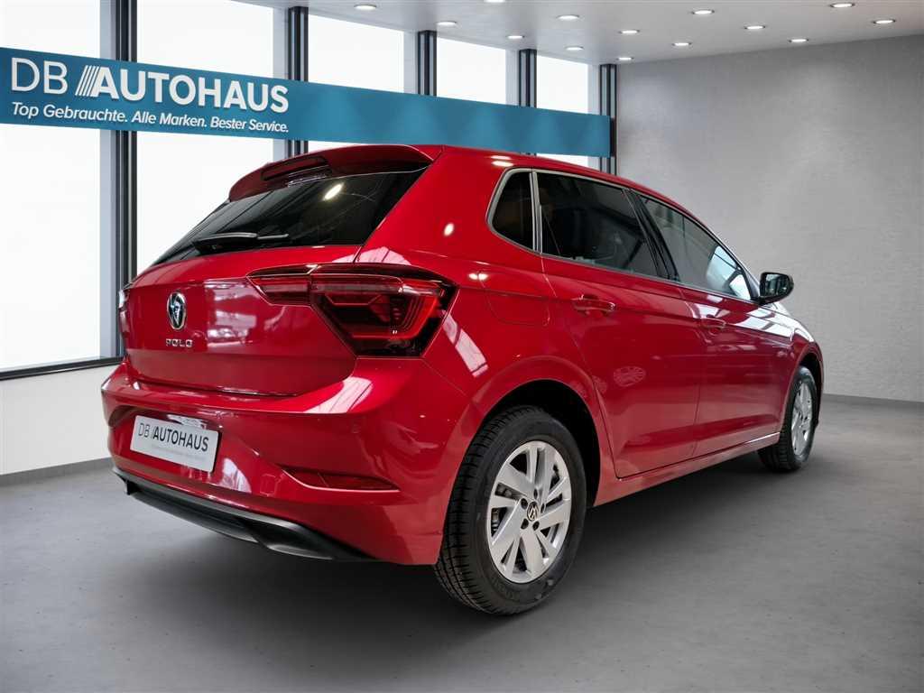 Volkswagen Polo 2024 г. Красный, пробег 45901 км