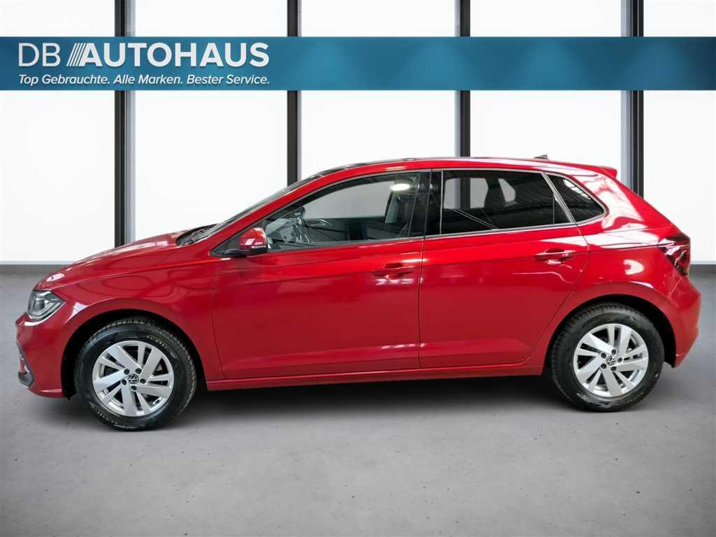 Volkswagen Polo 2024 г. Красный, пробег 45901 км