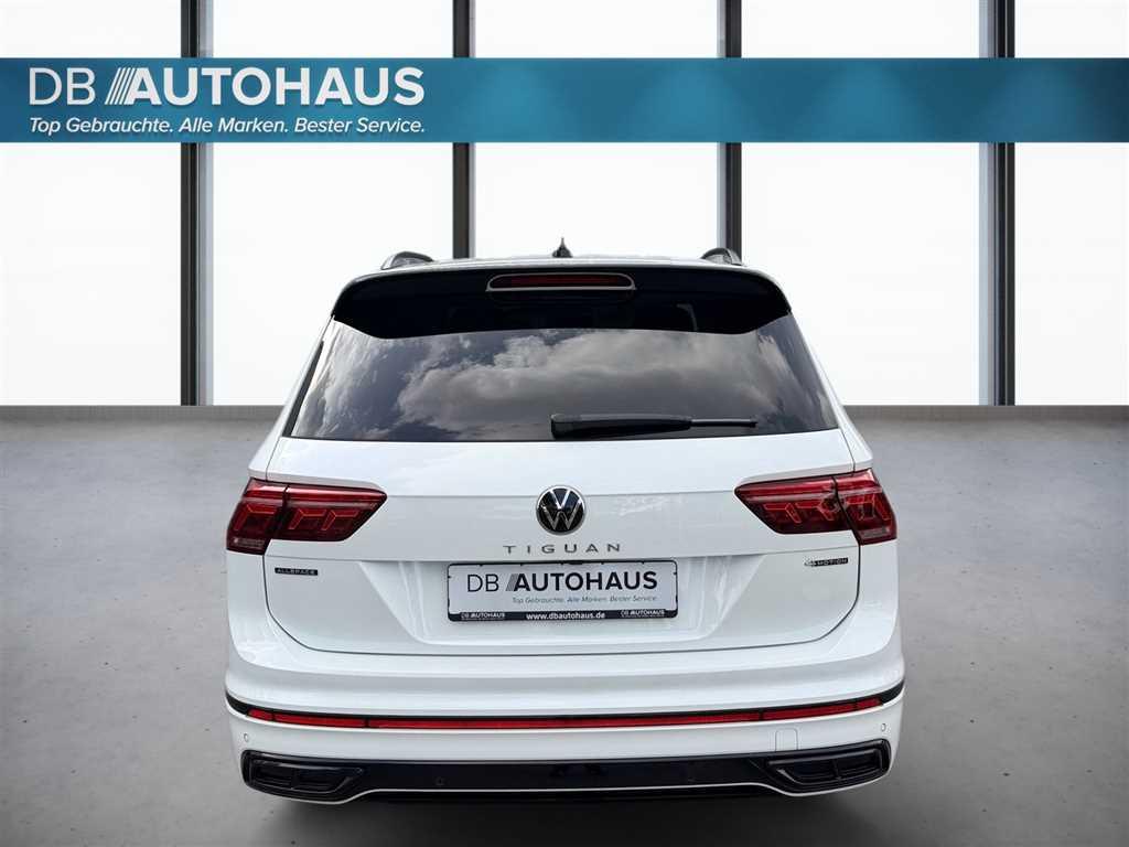 Volkswagen TIGUAN ALLSPACE 2023 г. Белый, пробег 32190 км